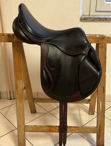 Sella da cross Eric Thomas  17.5" - 2023