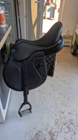 Sella mista Ikonic Comfort light mixte 17" - 2025