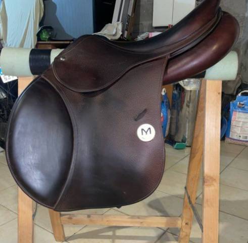 Sella da salto ostacoli Meyer  17" - 2020