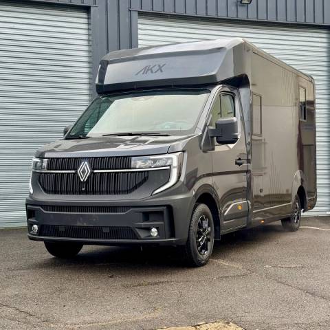 Van per Cavalli AKX Akx5 2025 Nuovo