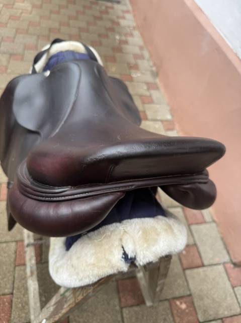 Sella da salto ostacoli CWD  17.5" - 2015