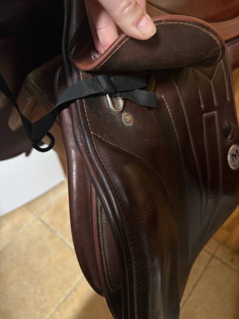 Sella da salto ostacoli Meyer  17" - 2023