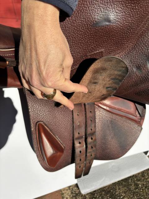 Sella da salto ostacoli CWD  15.5" - 2022