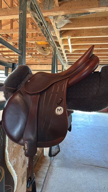 Sella da salto ostacoli Meyer Marianne  17" - 2024