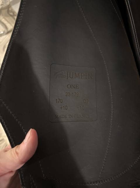 Sella da dressage Jump in ONE 17" - 2023