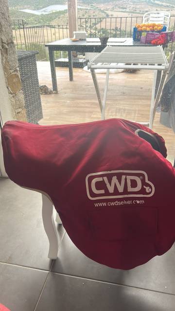 Sella da salto ostacoli CWD  18" - 2001