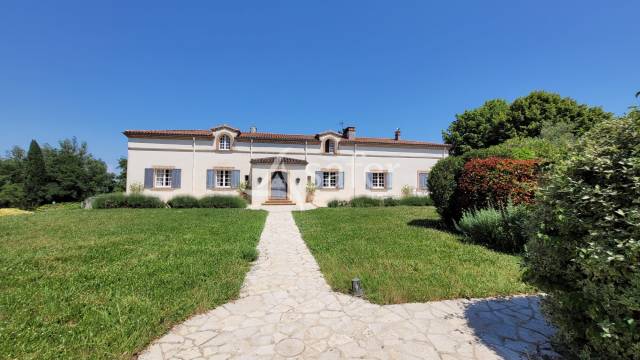 Propriet&agrave; rurale In vendita tarn