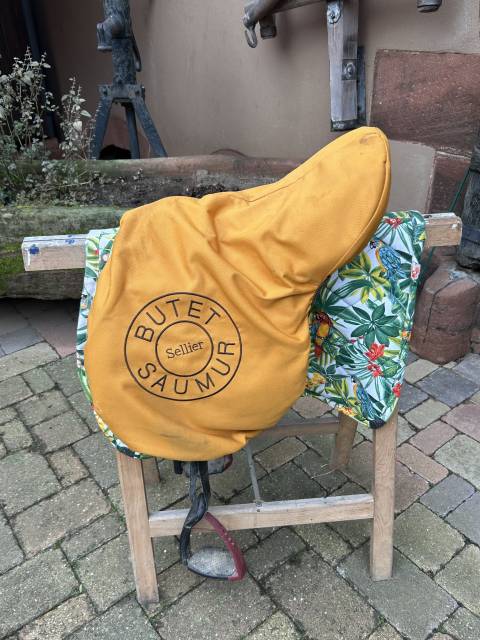 Sella da salto ostacoli Butet  17" - 2019