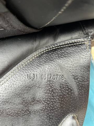 Sella da salto ostacoli Prestige Italia  18" - 2018