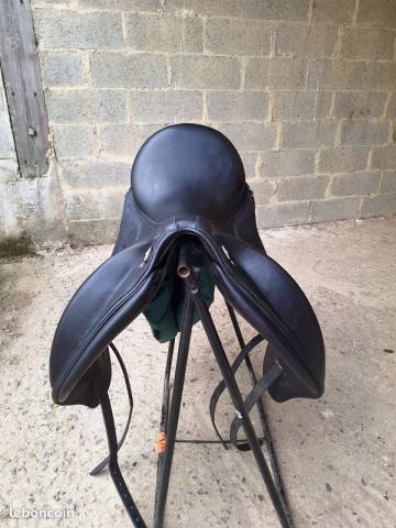 Sella da endurance Devoucoux  18" - 2023