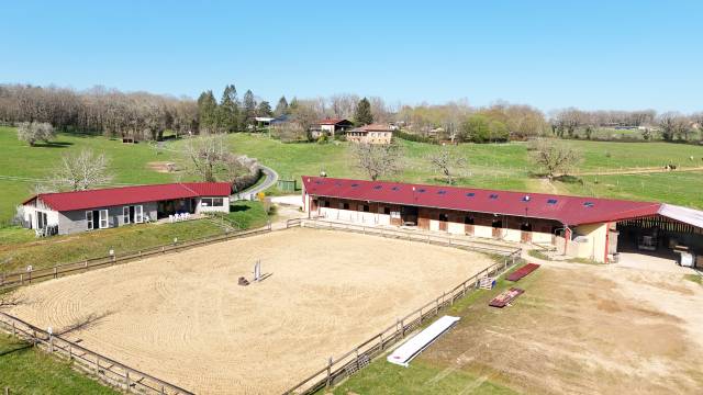 Centro ippico In vendita Dordogne