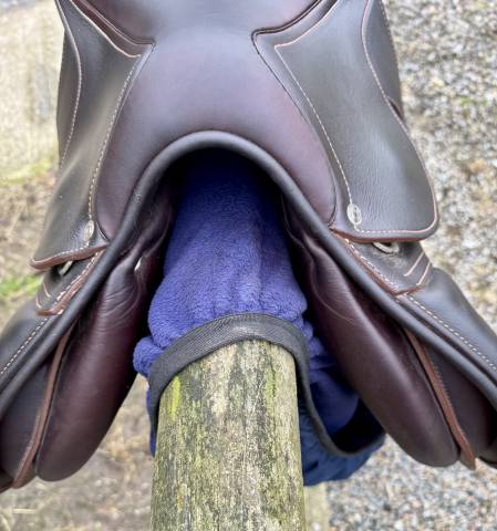 Sella da salto ostacoli Antarès  17" - 2021