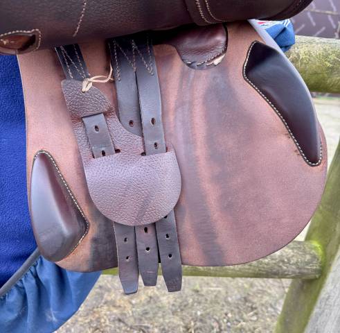 Sella da salto ostacoli Antarès  17" - 2021