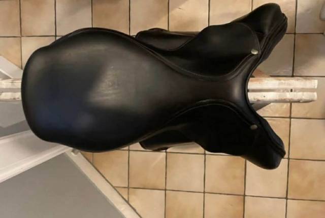 Sella da salto ostacoli Forestier  17" - 2007