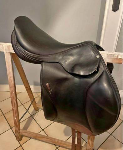 Sella da salto ostacoli Forestier  17" - 2007