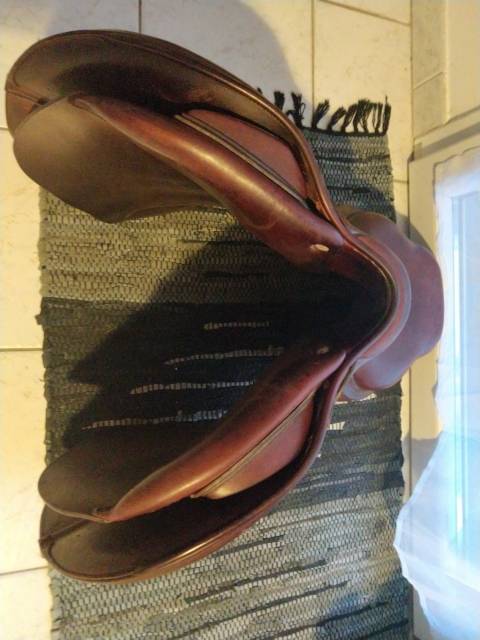 Sella da salto ostacoli CWD  17.5" - 2013