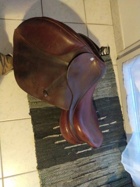 Sella da salto ostacoli CWD  17.5" - 2013