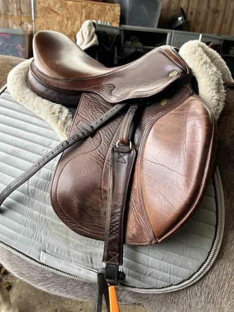 Sella da salto ostacoli Eric Thomas Je ne connais pas le modèle  17.5" - 2015