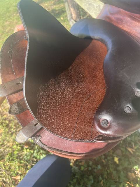 Sella da salto ostacoli  Equiline Nick Skelton 17" - 2022