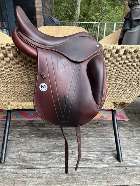 Sella da dressage Meyer Dressage Mariane 17.5" - 2021