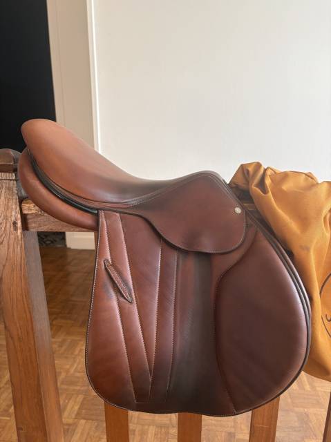 Sella da salto ostacoli Butet  17" - 2020