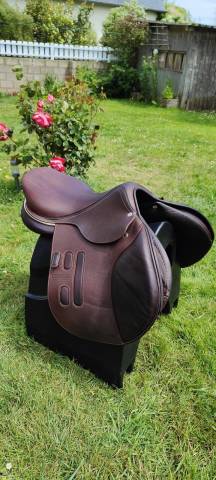 Sella da salto ostacoli GBS  17" - 2023