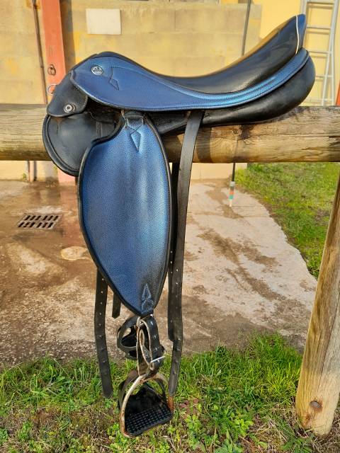 Sella da endurance Prestige Italia DESERT LIGHT 17" - 2016