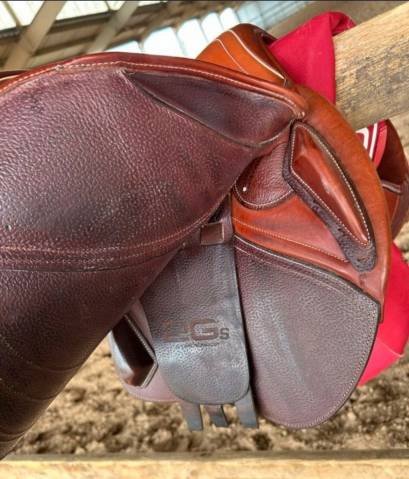 Sella da salto ostacoli CWD Mademoiselle 2gs 17" - 2022