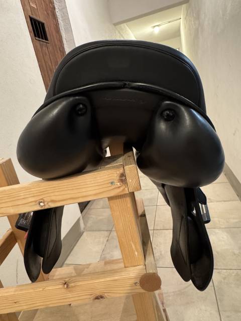 Sella Equipe Jump Emporio 