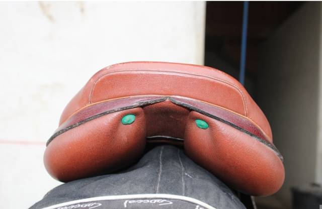 Sella da salto ostacoli Equipe Avant Garde 17" - 2005