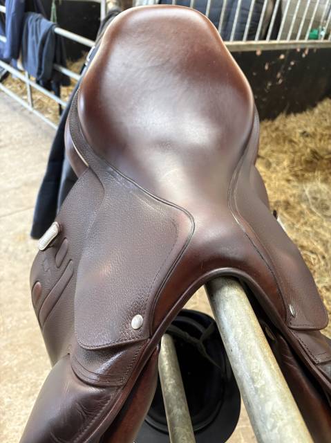 Sella da salto ostacoli GBS  17.5" - 2023