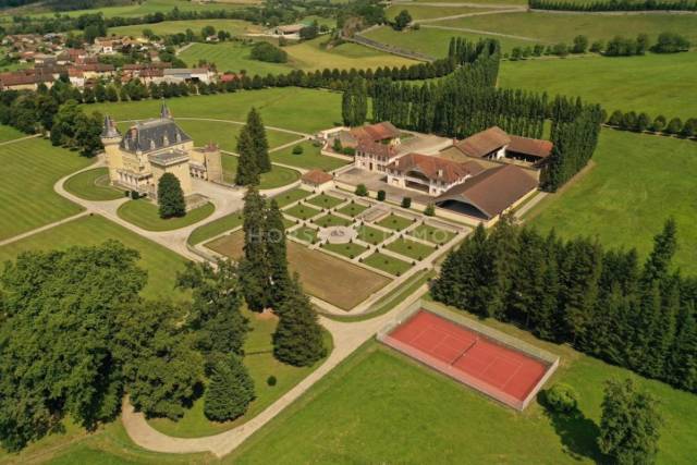 Bella dimora equestre In vendita Jura