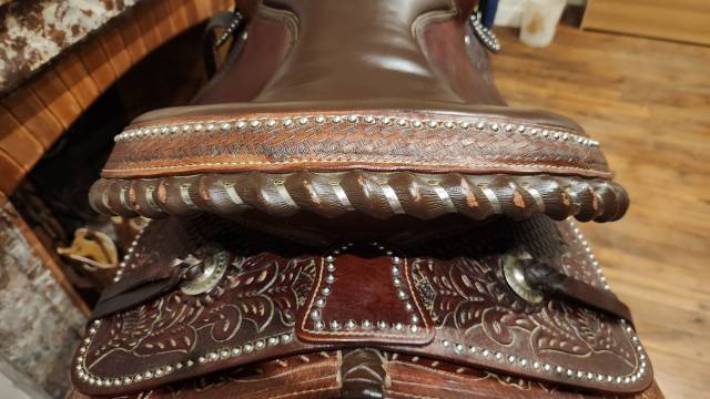 Sella western   16" - 2021