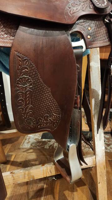 Sella western   16" - 2021