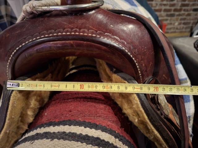 Sella western   16.5" - 2015