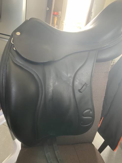 Sella da dressage Forestier  17.5" - 2014