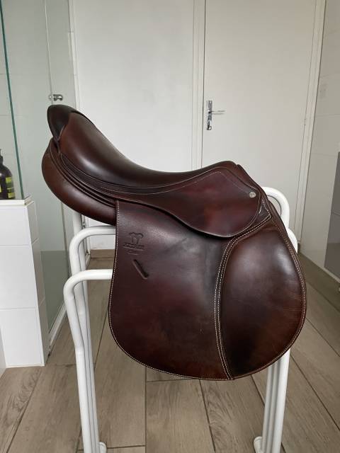 Sella da salto ostacoli Antar&egrave;s Alta&iuml;r 17" - 2021