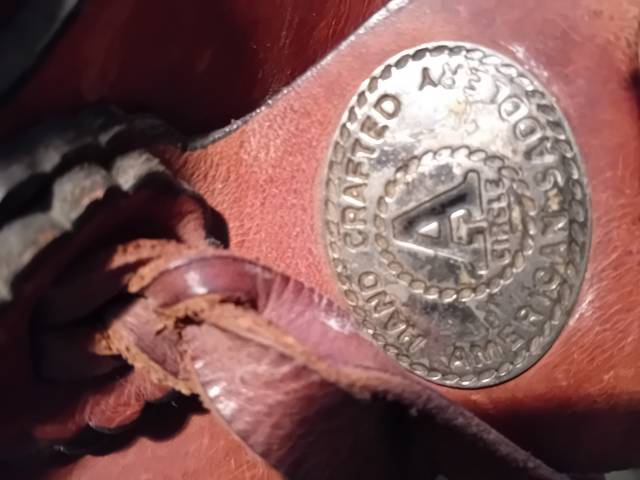 Sella western   17.5" - 2012