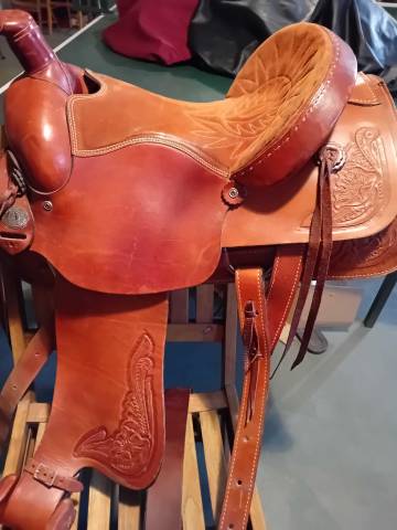 Sella western   17.5" - 2012