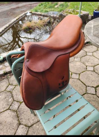 Sella da salto ostacoli Delgrange  17.5" - 2018