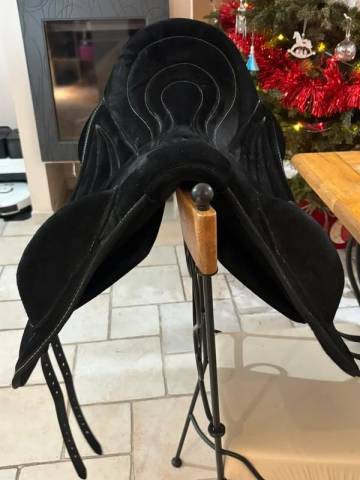 Sella sanza arcione  Signum spring 17" - 2025