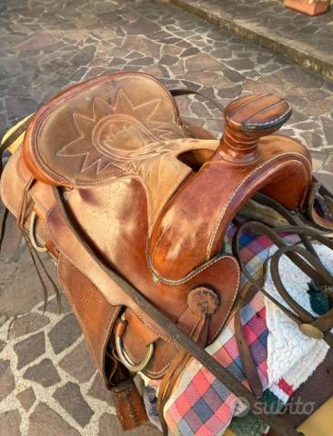 Sella western in cuoio artigianale