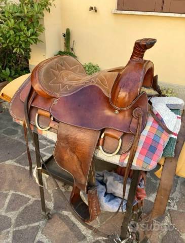 Sella western in cuoio artigianale