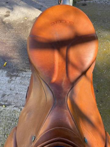 Sella da dressage Stubben  18" - 2010