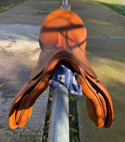 Sella da dressage Stubben  18" - 2010