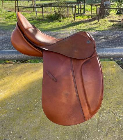 Sella da dressage Stubben  18" - 2010