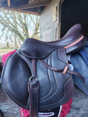 Sella mista CWD  17" - 2024