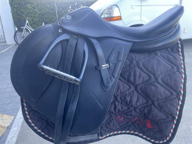 Sella inglese Prestige Michel Robert 