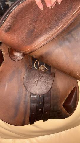 Sella da salto ostacoli Antar&egrave;s Classique  17" - 2012