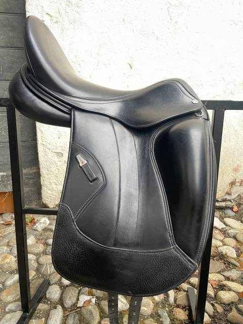 Sella da dressage Equipe  17.5" - 2021